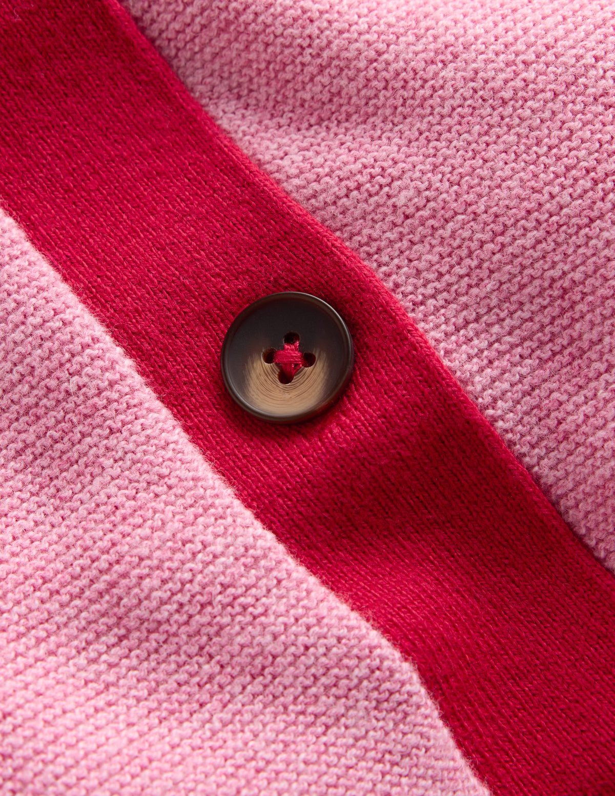 Grace Strickjacke in Blockfarben-Pfingstrosen-Rosa, Rot - Image 6