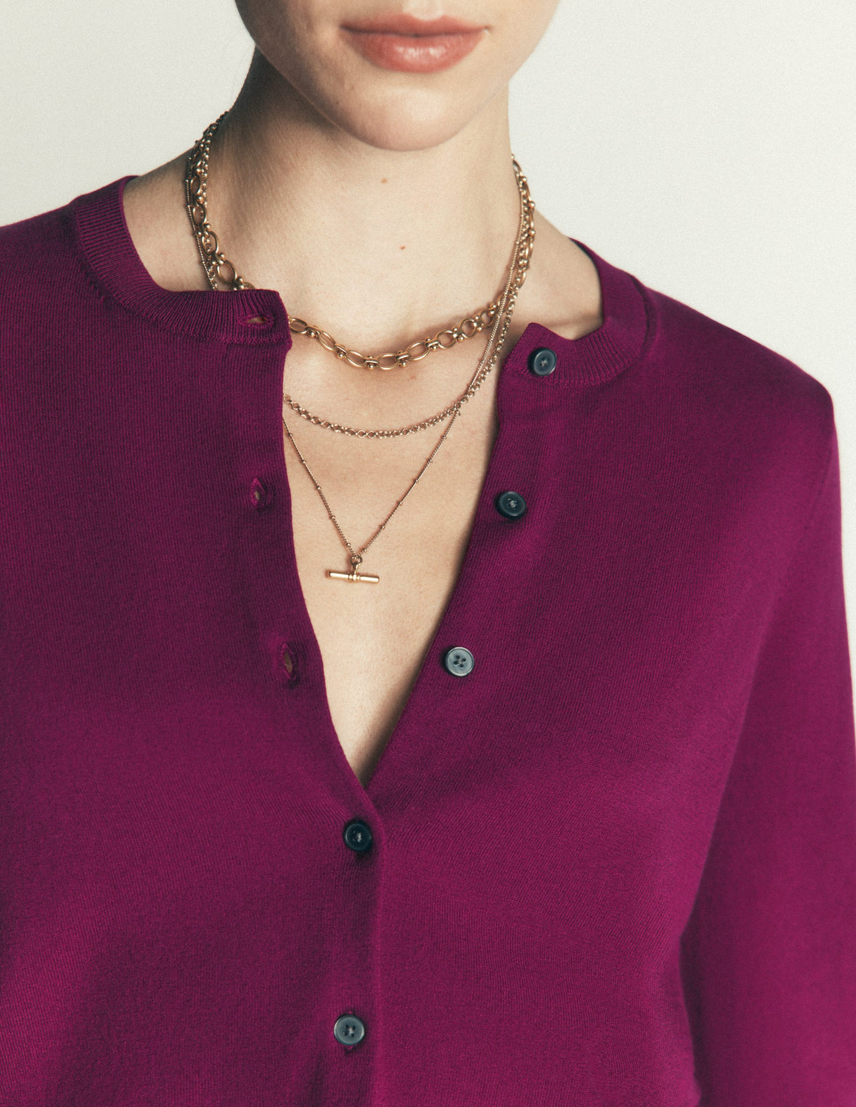 Camilla Baumwollstrickjacke mit Rundhalsausschnitt-Violett Zaubertrank - Image 2