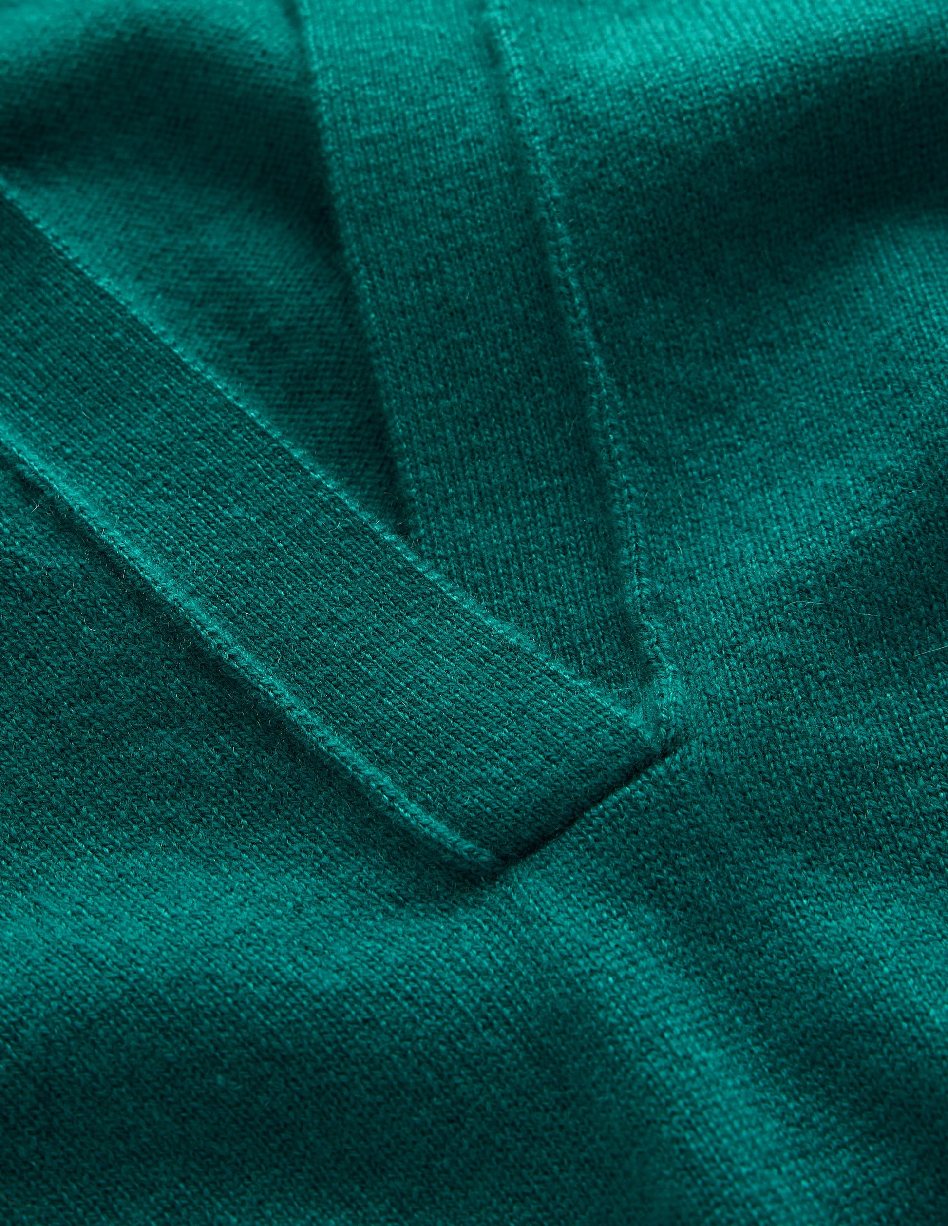 Elsie Henley-Pullover aus Kaschmir-Tiefseetiefe-7