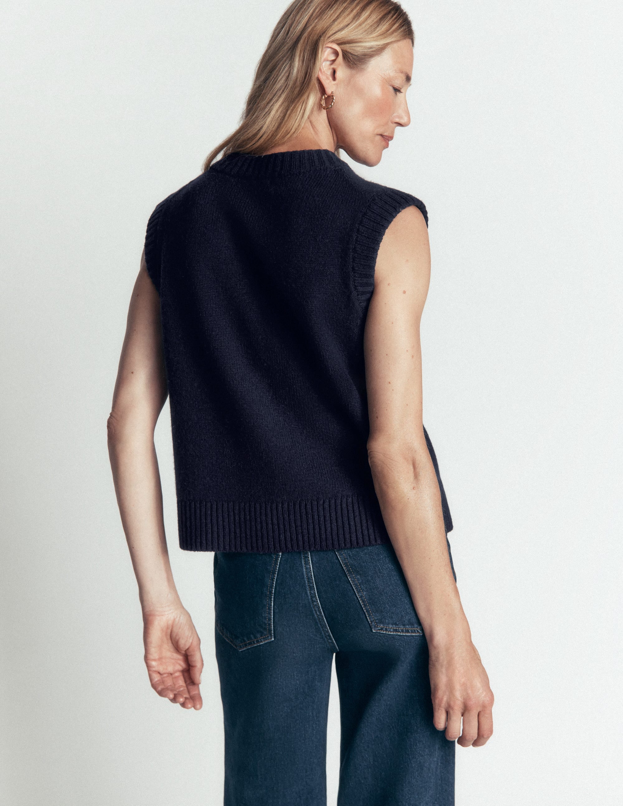 Marta Weste aus Merinowolle-Marineblau - Image 3