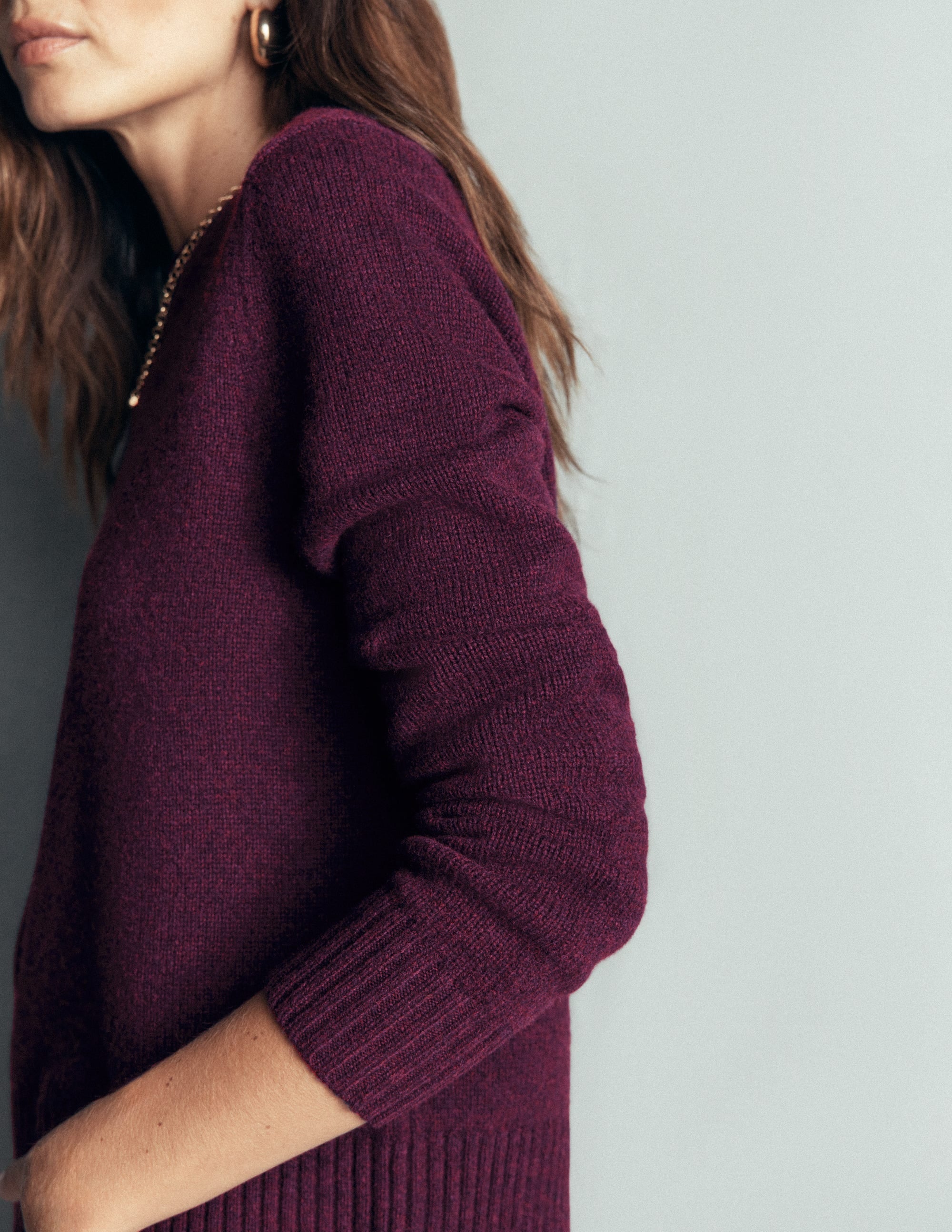 Marta Pullover aus Merinowolle mit Rundhalsausschnitt-Kräftiges Violett - Image 2