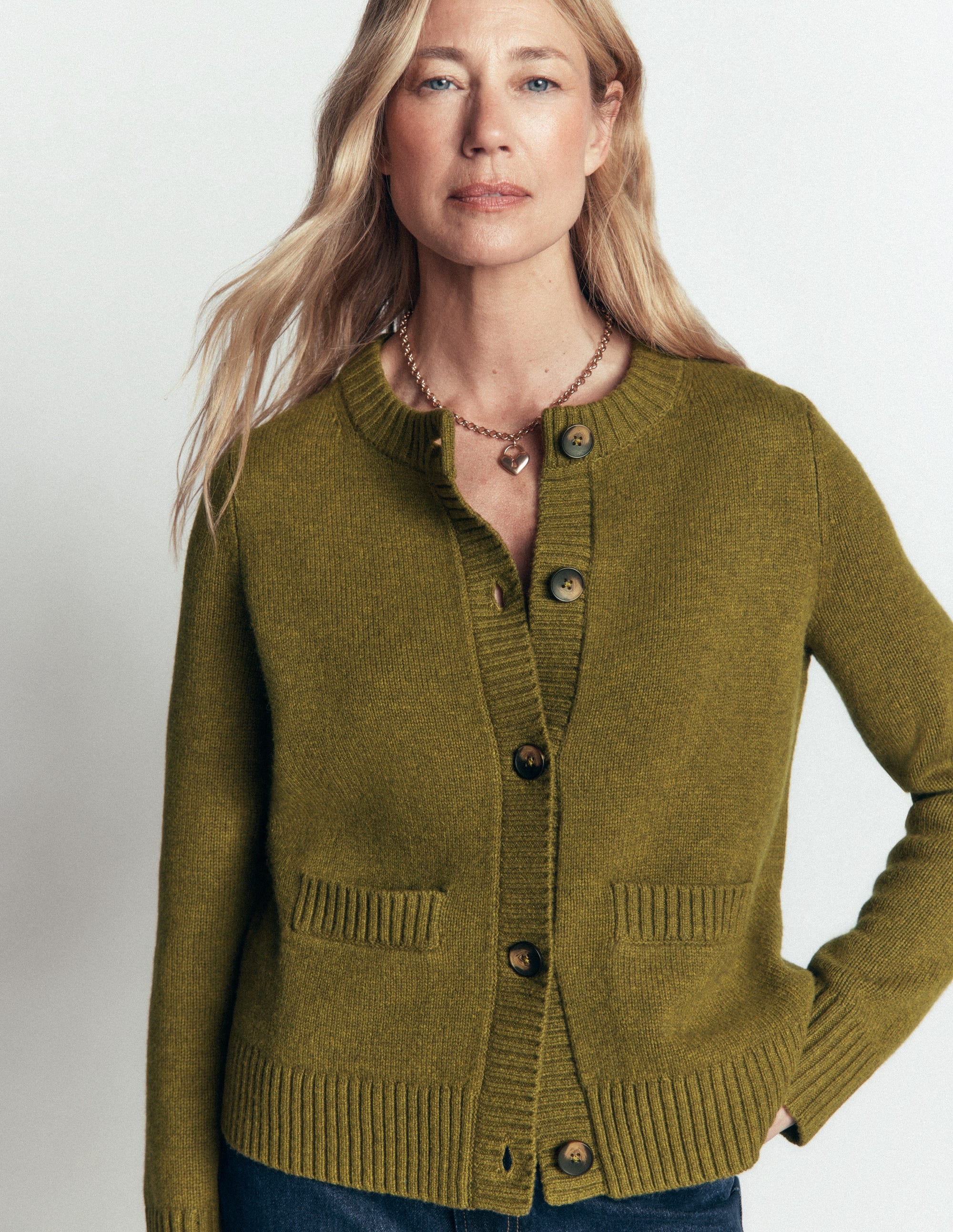 Marta Strickjacke aus Merinowolle-Ockergrün - Image 4