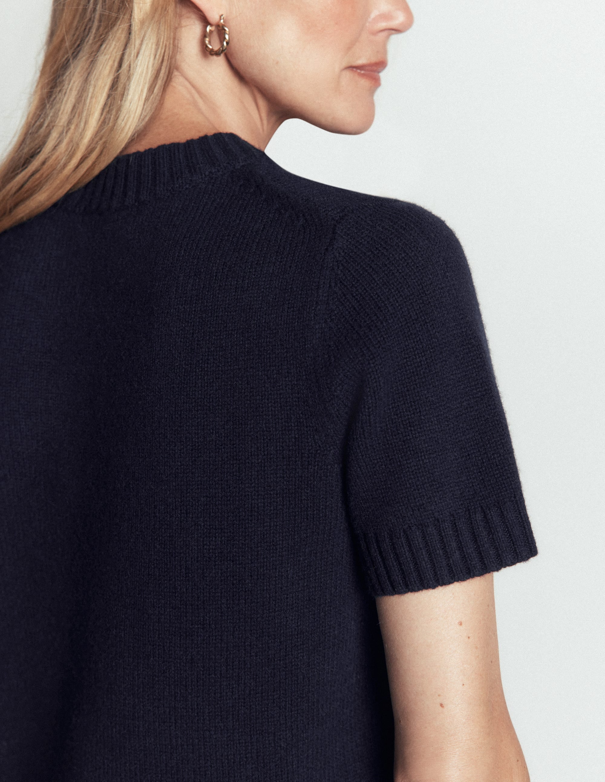 Marta T-Shirt aus Merinowolle-Marineblau - Image 2