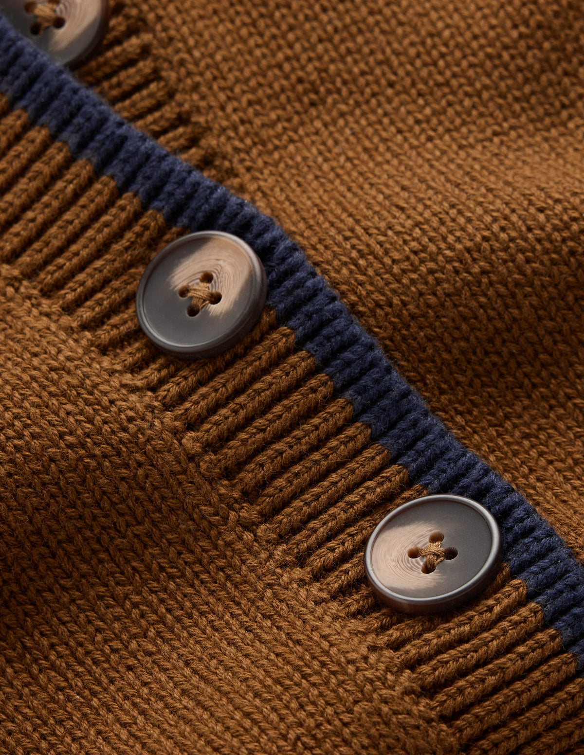 Lara Baumwollpullover mit Knopfleiste-Lebkuchen-7