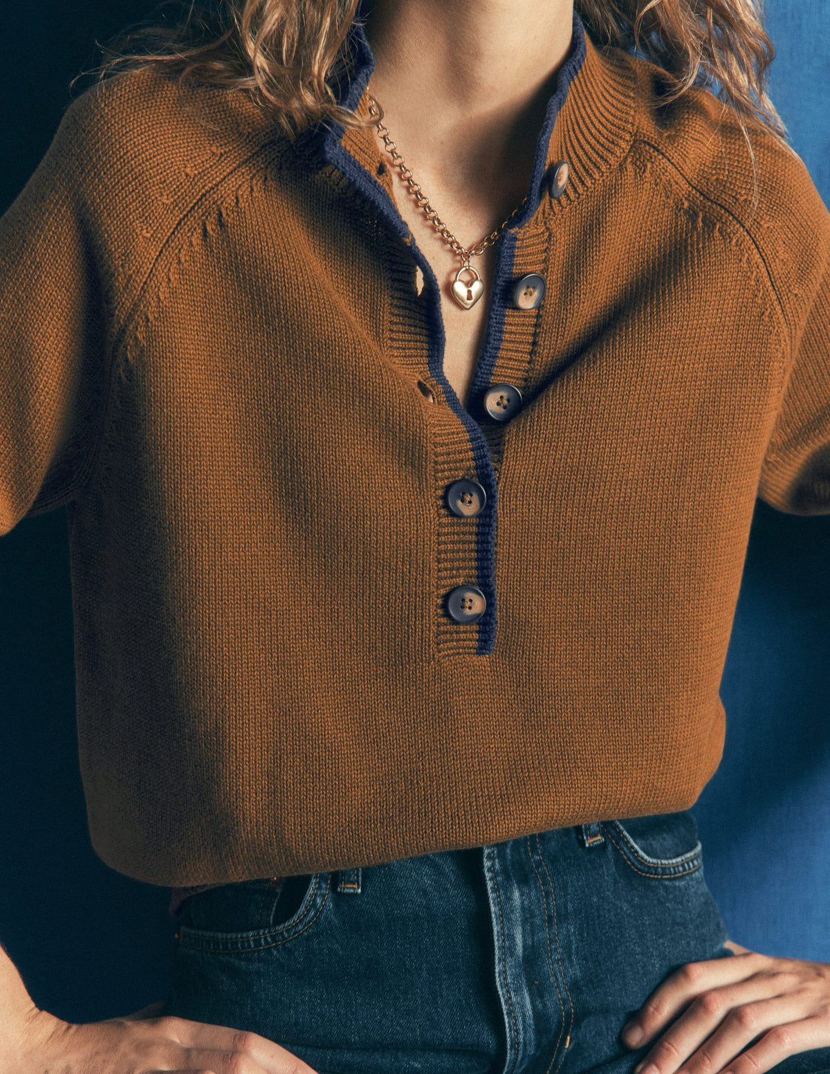 Lara Baumwollpullover mit Knopfleiste-Lebkuchen-3