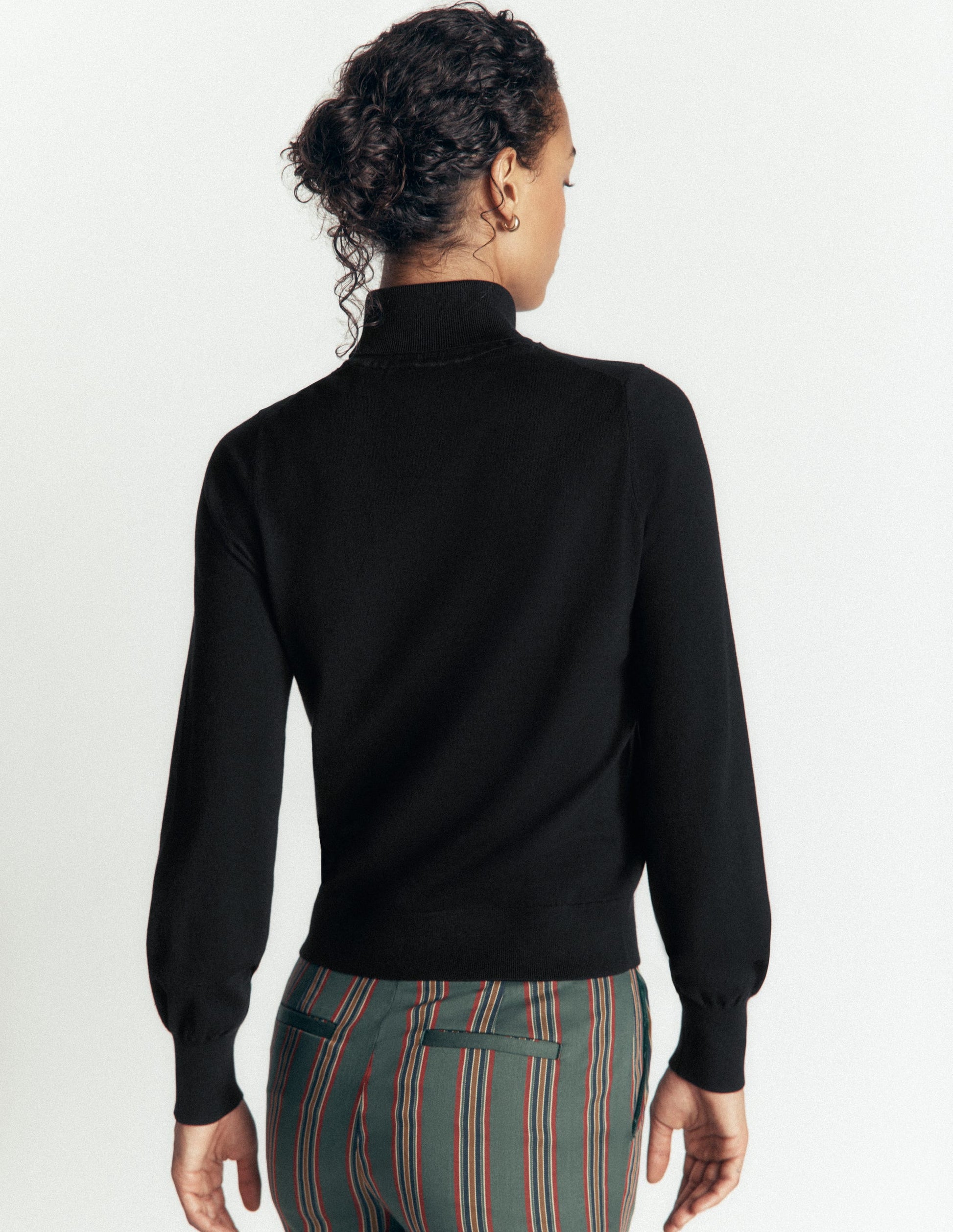 Camilla Rollkragenpullover-Schwarz-3
