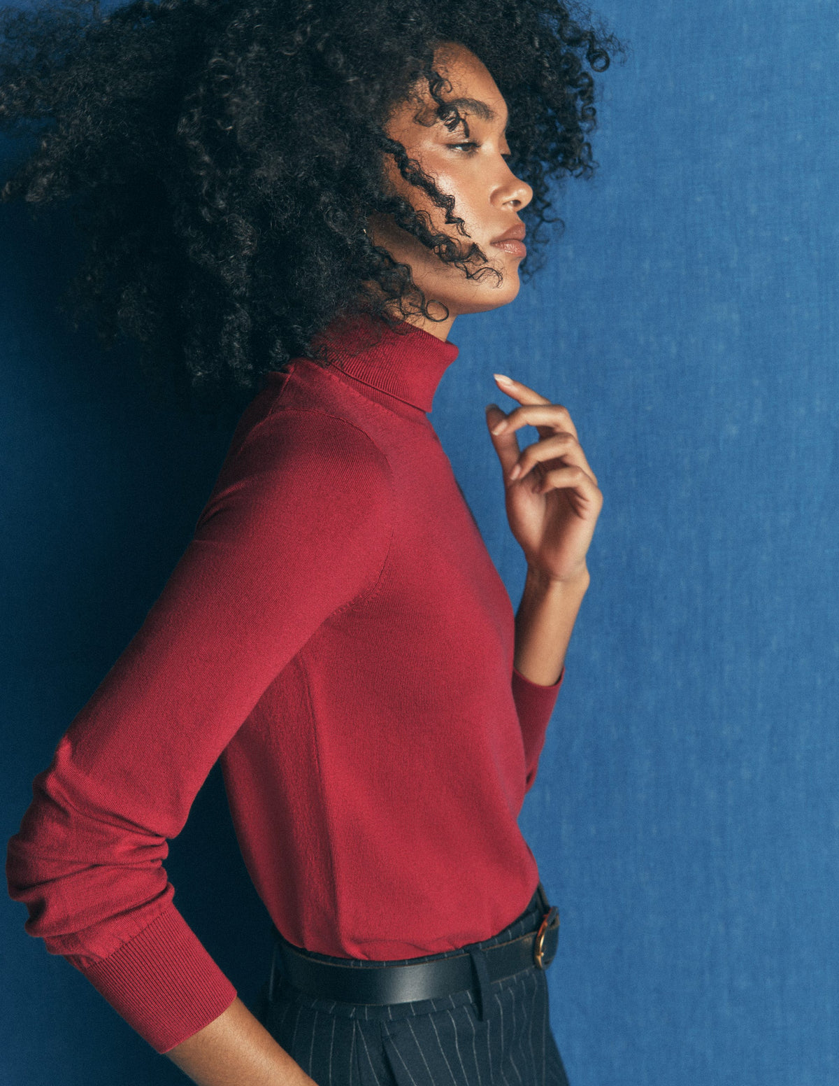 Camilla Rollkragenpullover-Erdiges Rot - Image 2