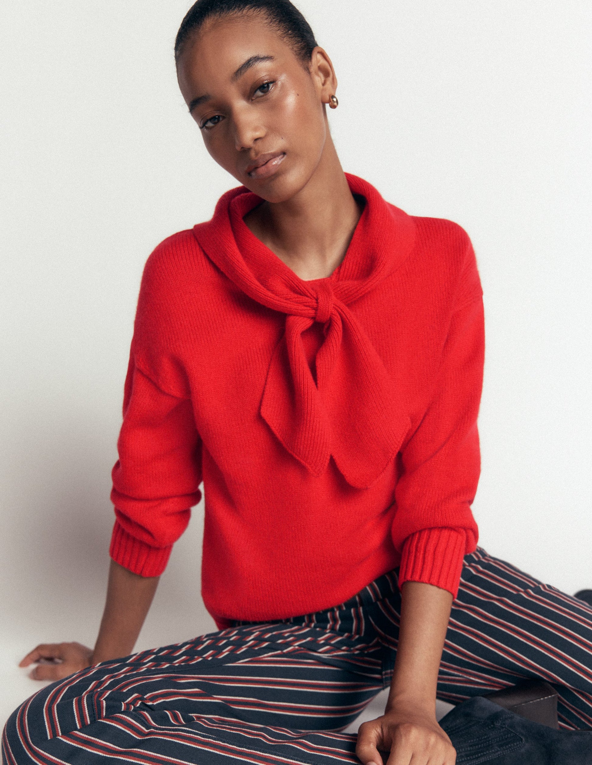 Lydia Strickpullover mit Bindeschleife am Ausschnitt-Mohnblumenrot-2