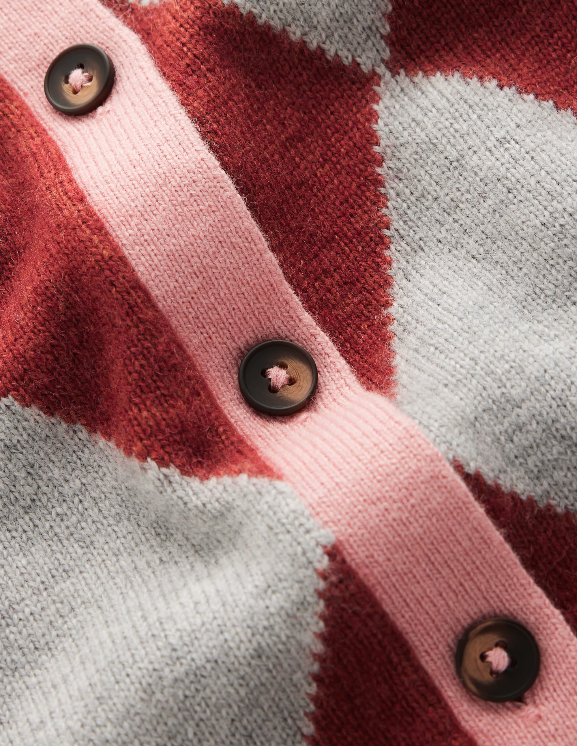 Ariadne Strickjacke aus Alpaka-Mischung-Braun Argyle - Image 7