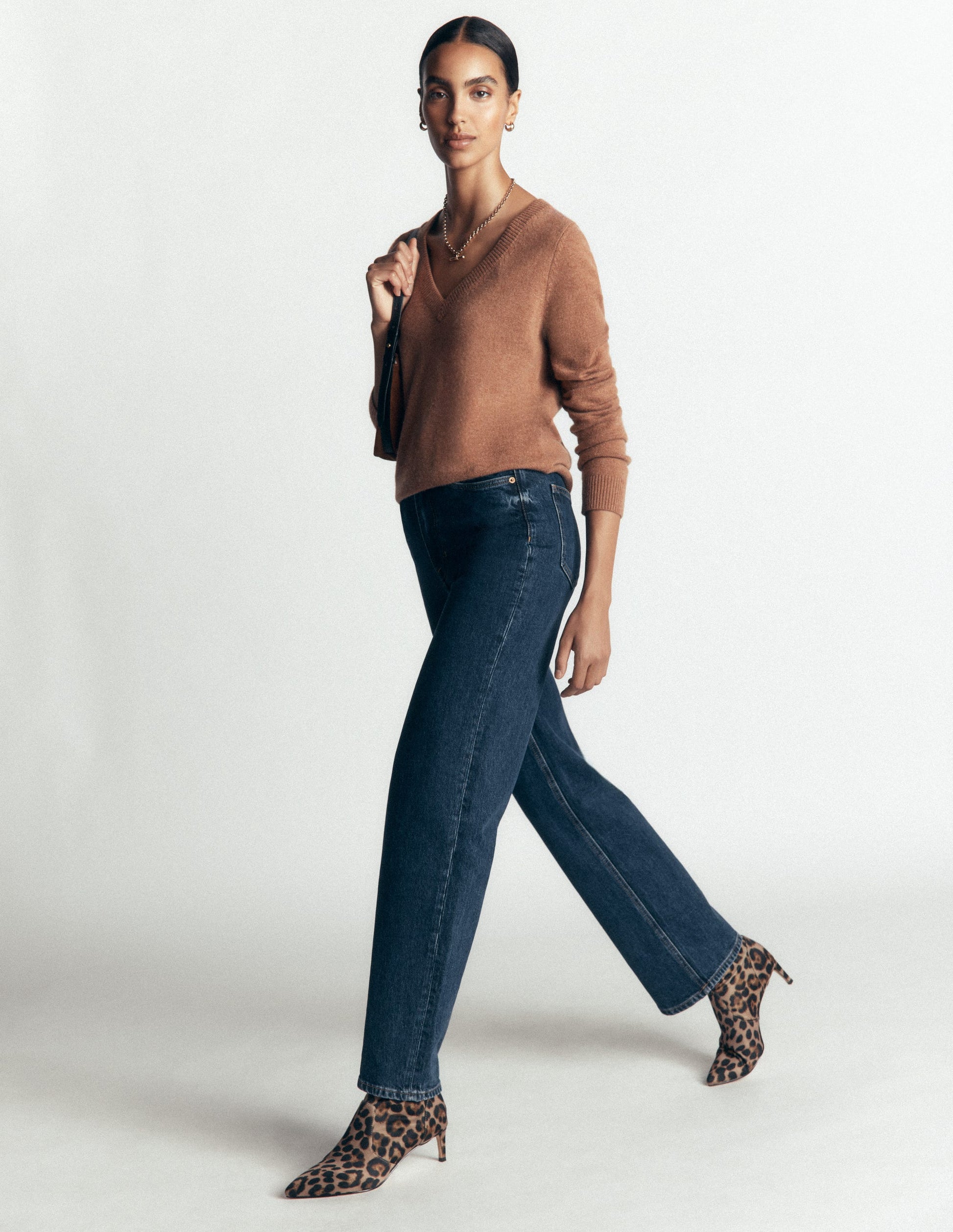 Elsie Cashmere V Neck Jumper-Warm Ginger-4