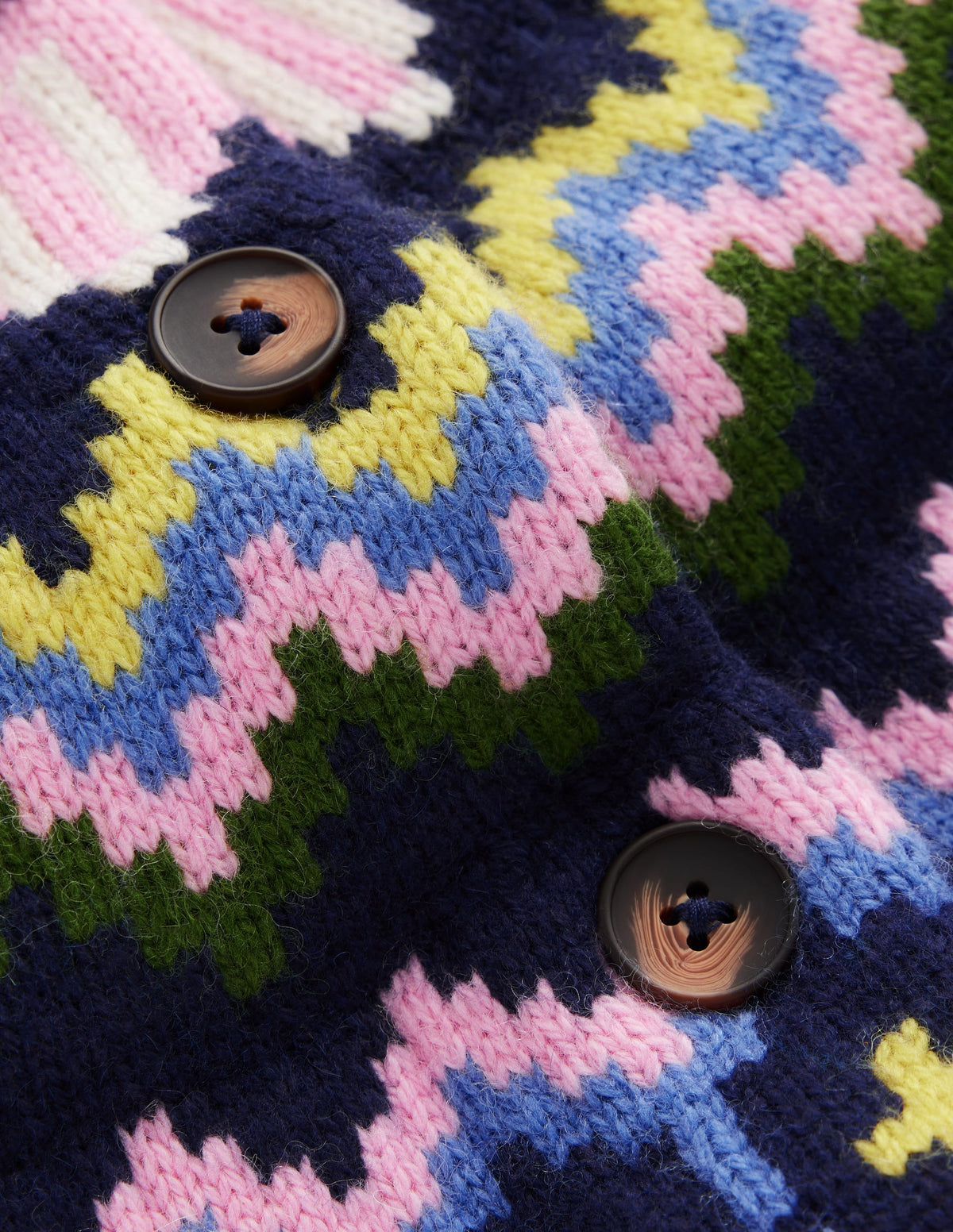 Mae Fair-Isle-Strickjacke-Navy mit Fair Isle-9