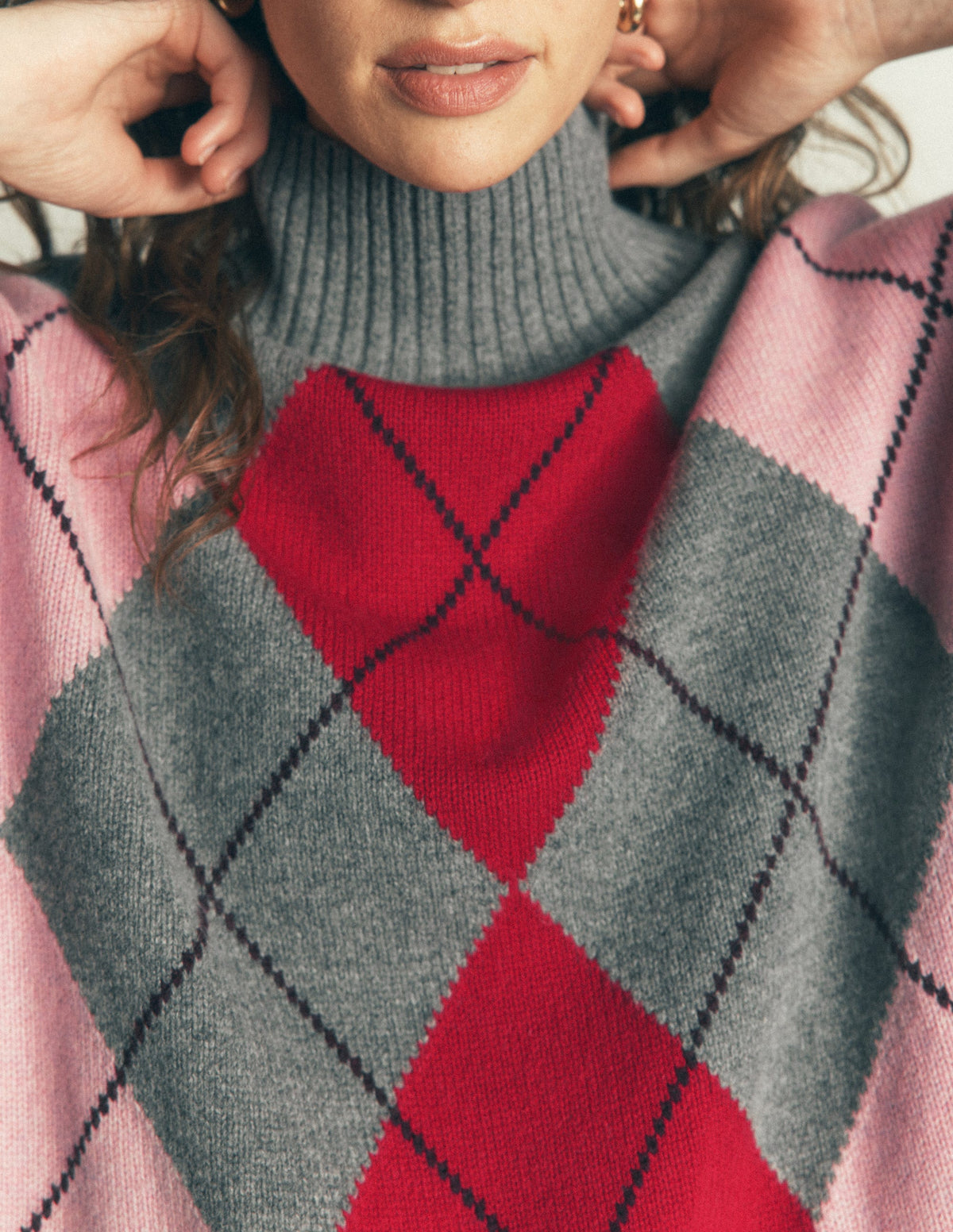 Marta Langer Merino-Pullover-Grau, Rot, Rosa Argyle-2