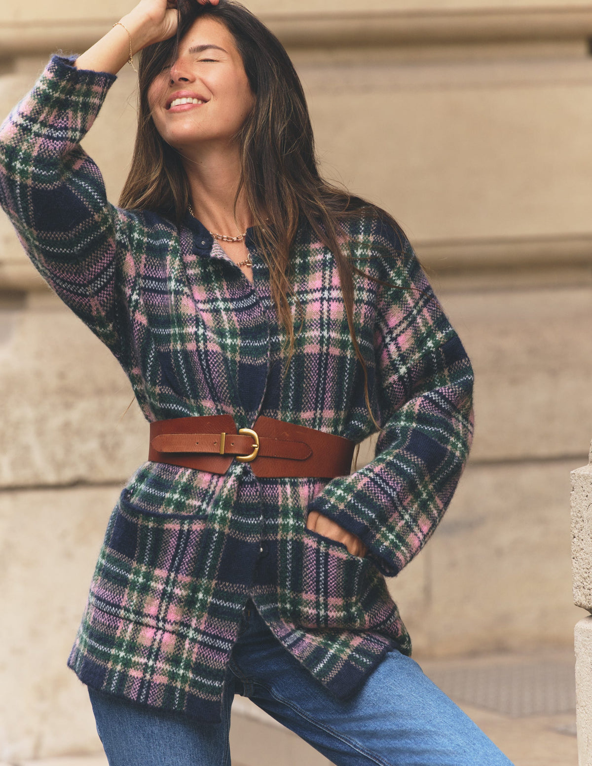 Flauschige Jacquard-Strickjacke-Marineblau, Grün und Rosa Kariert - Image 1