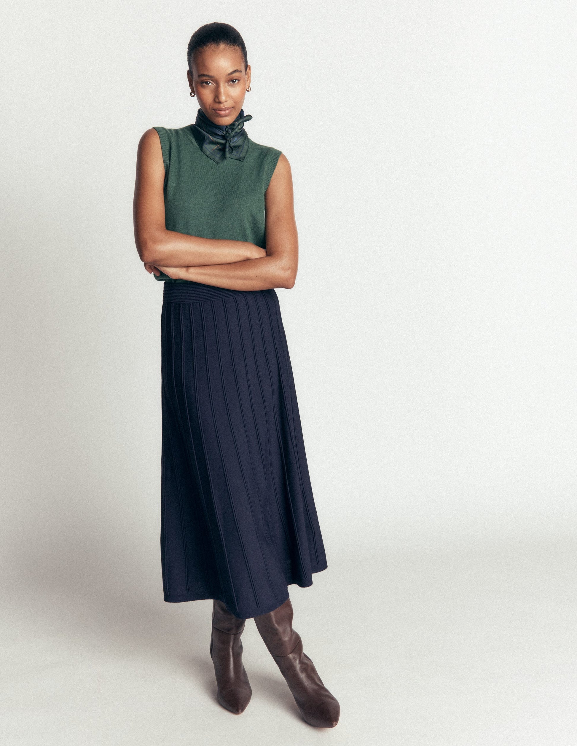 Ottoman Knitted Midi Skirt-Navy-5