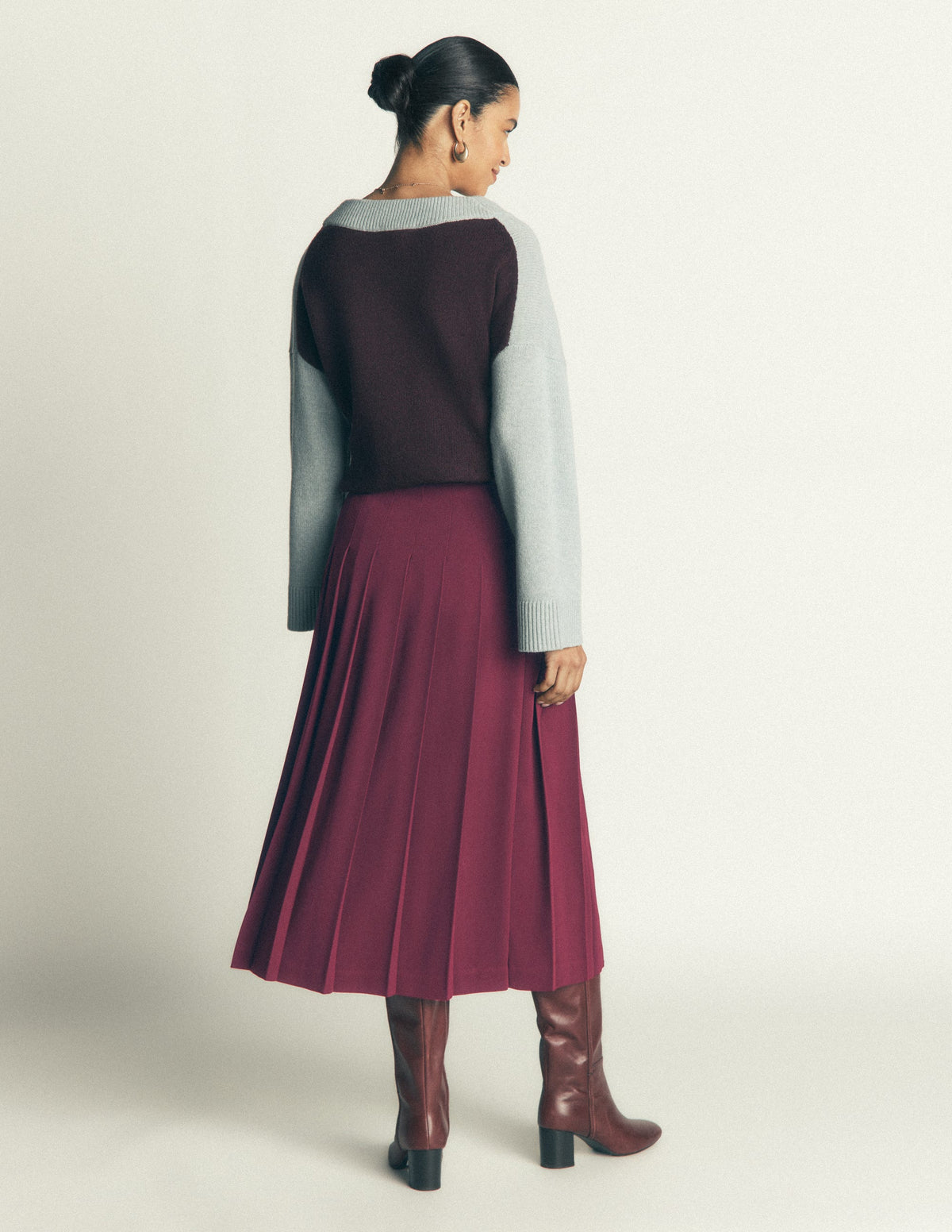 Plissierter Midirock mit seitlichem Schlitz-Dunkle Kirsche-6