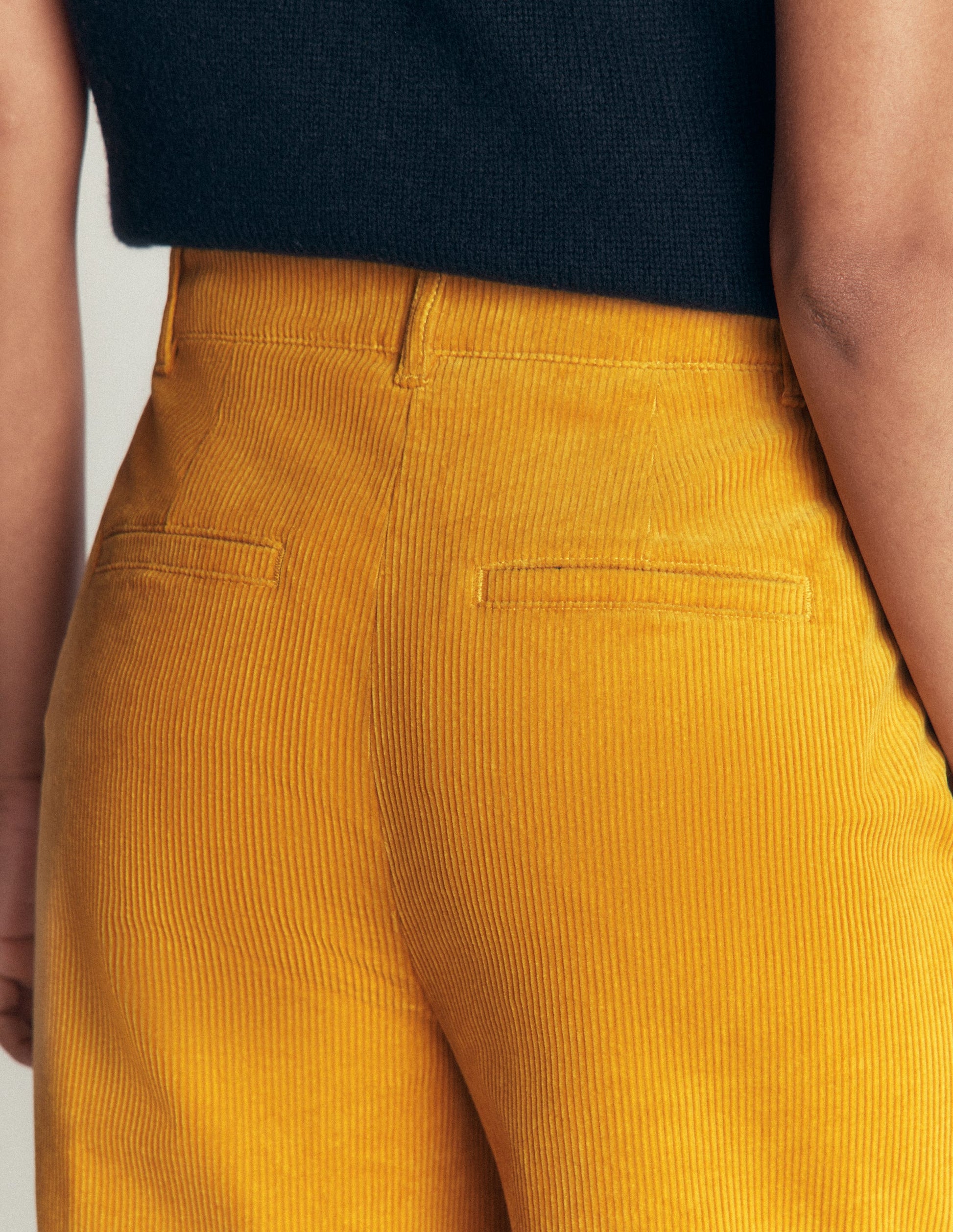 Pantalon Belgravia en velours côtelé-Seigle doré-3