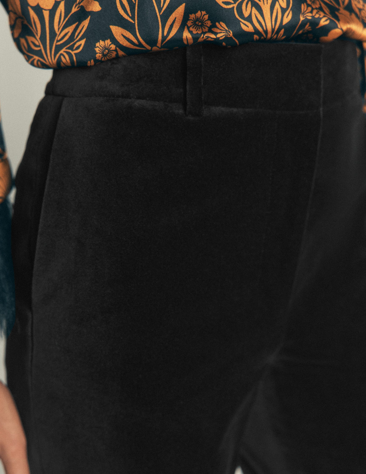 Canonbury Samthose-Schwarz - Image 3