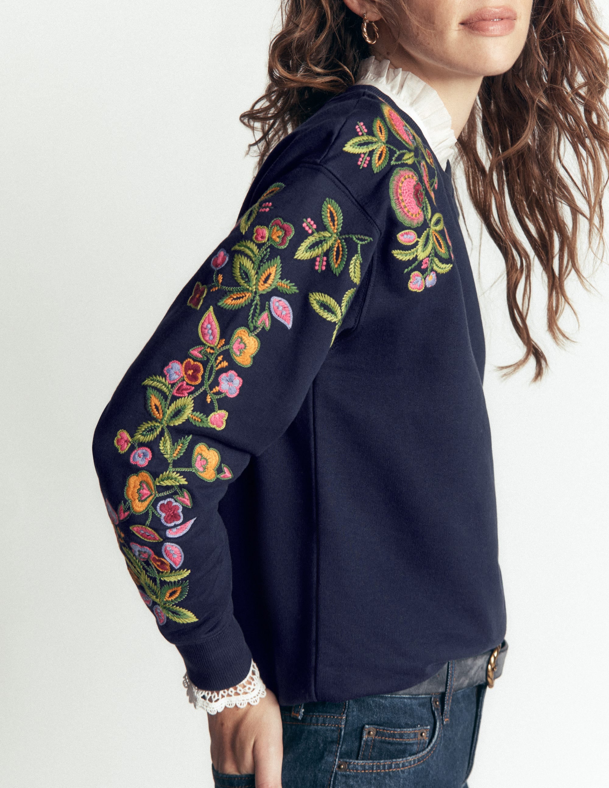 Emi Sweatshirt mit Stickerei-Marineblau, Bunt Blumenstickerei - Image 4