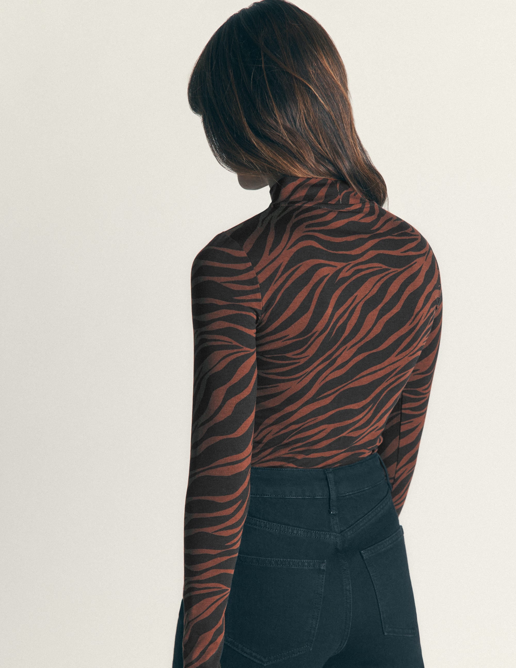 Hochgeschlossen, langärmlig-Blumenerde, Zebra Swirl-Motiv - Image 3