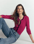Gerippte Strickjacke mit Samtbesatz-Rote Beete