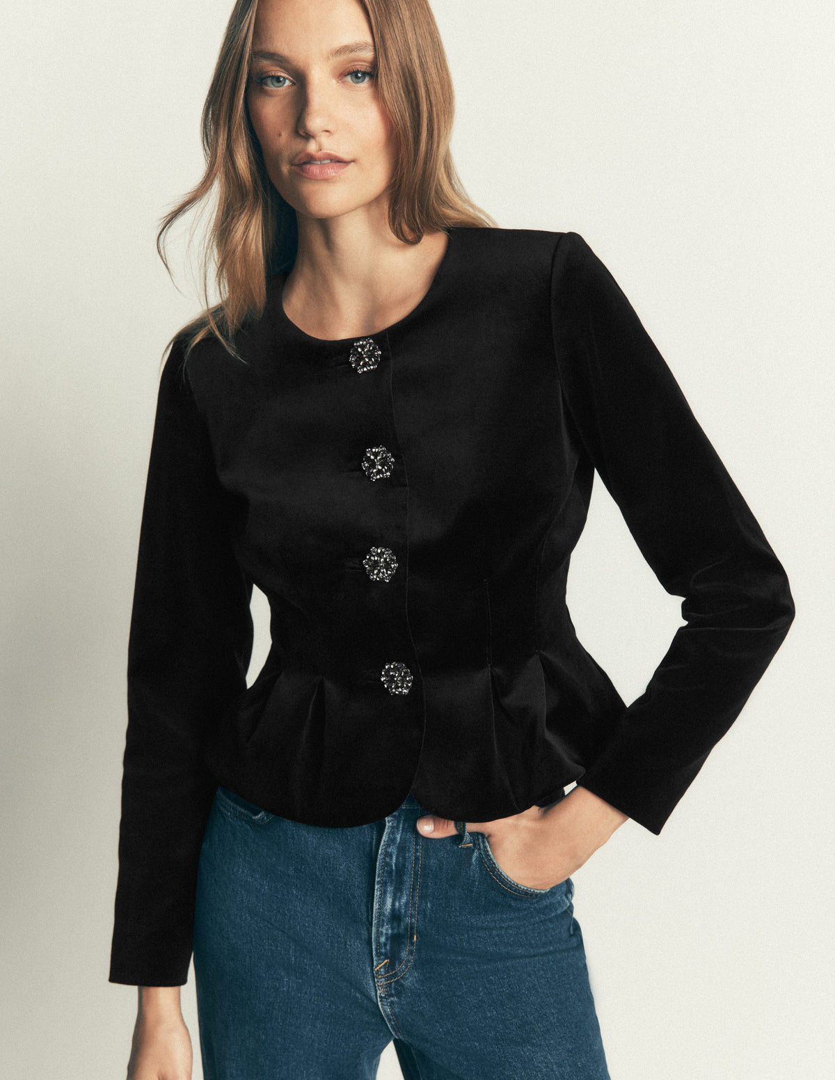 Taillierte Samtjacke-Schwarz - Image 3