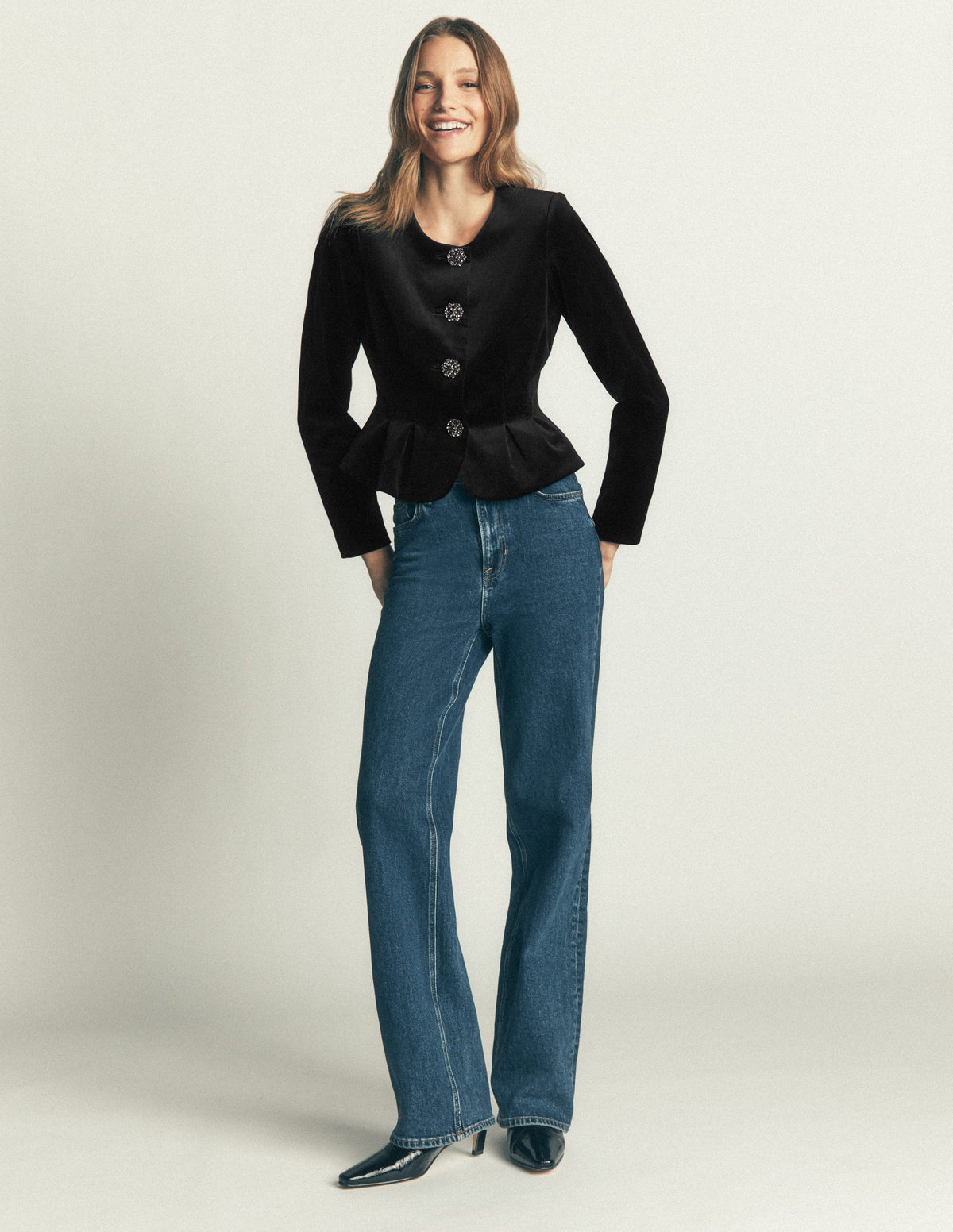 Taillierte Samtjacke-Schwarz - Image 5