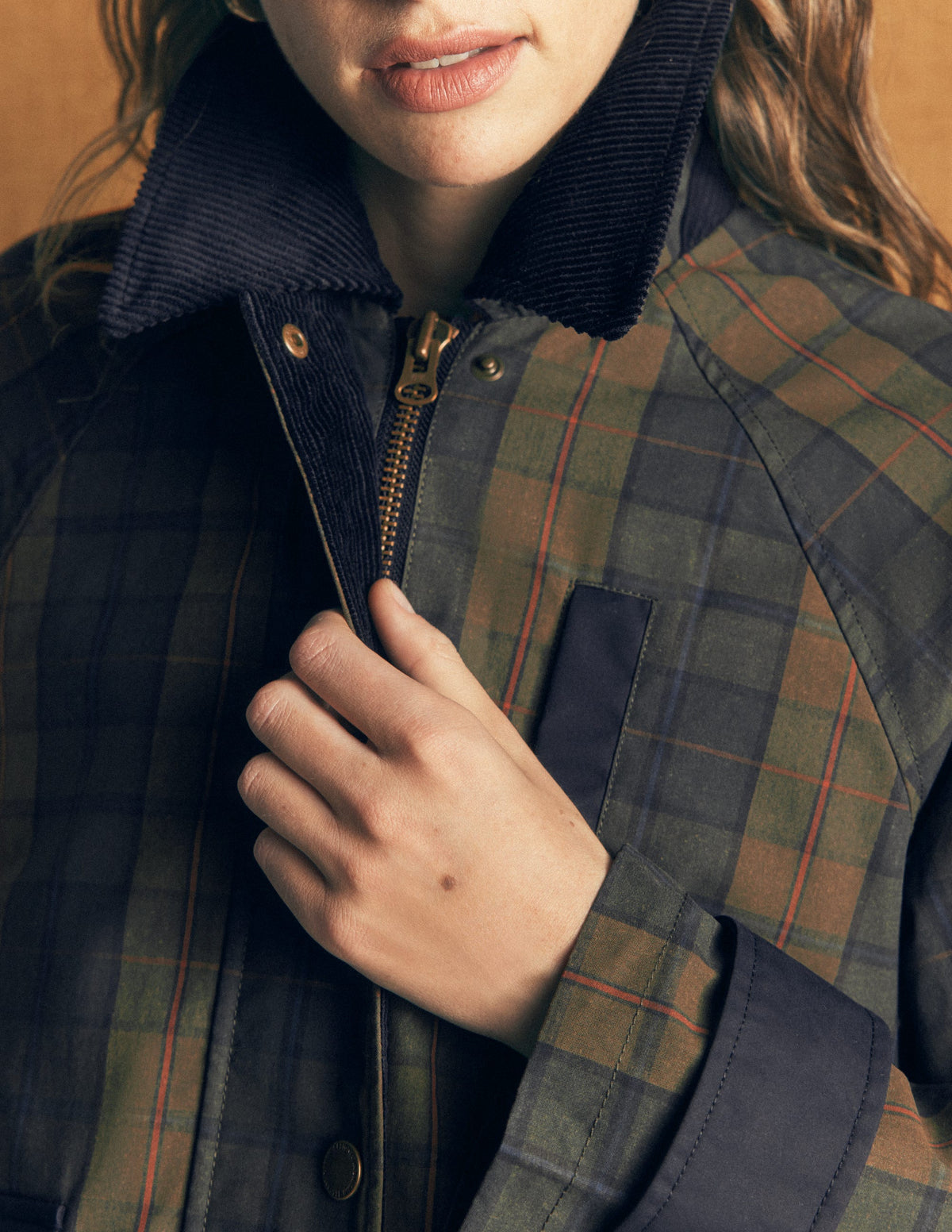 GEWACHSTE RAGLAN-JACKE-Olivgrün und Camel Gewachst Kariert - Image 3