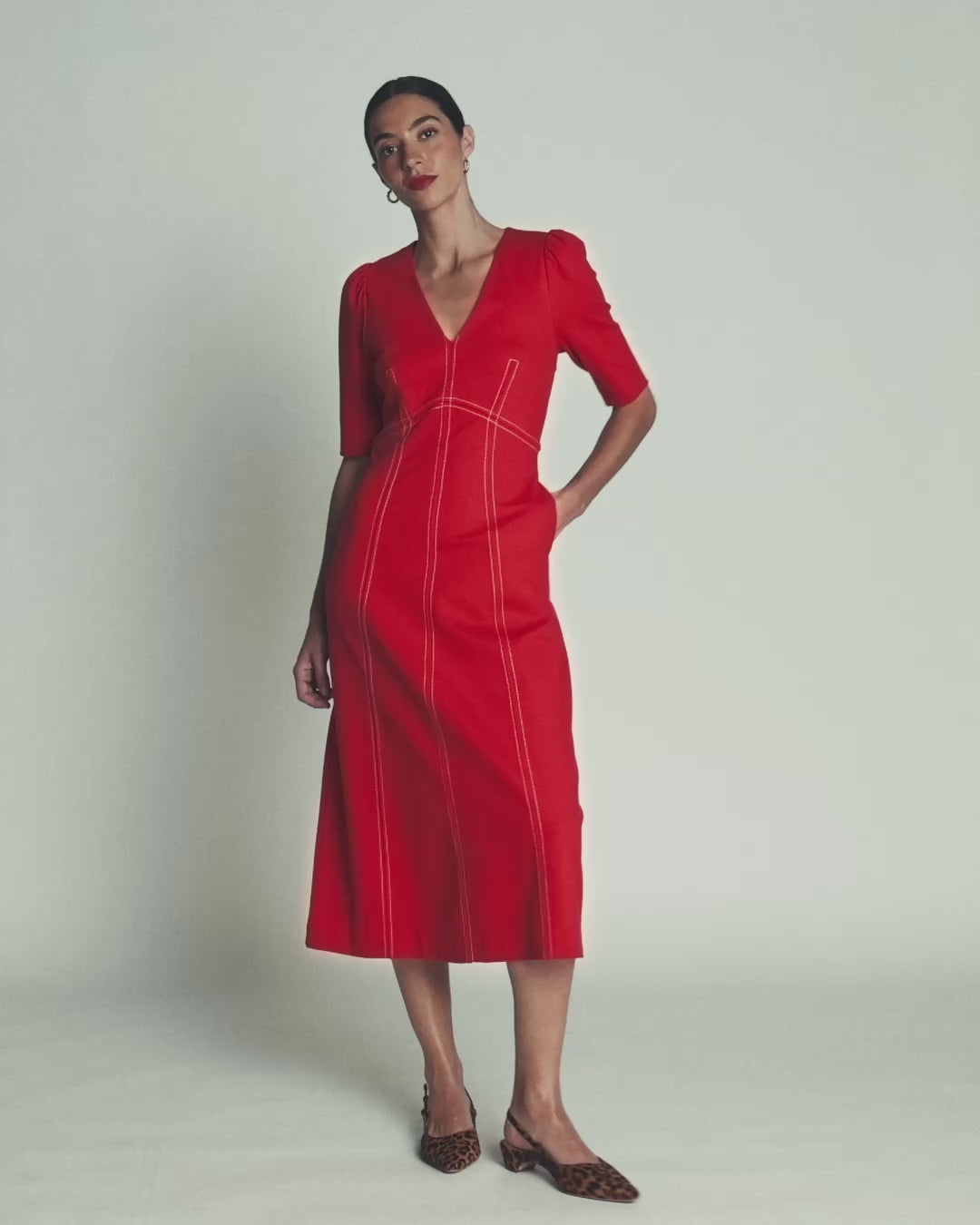Ponte-Midikleid mit Puffärmeln