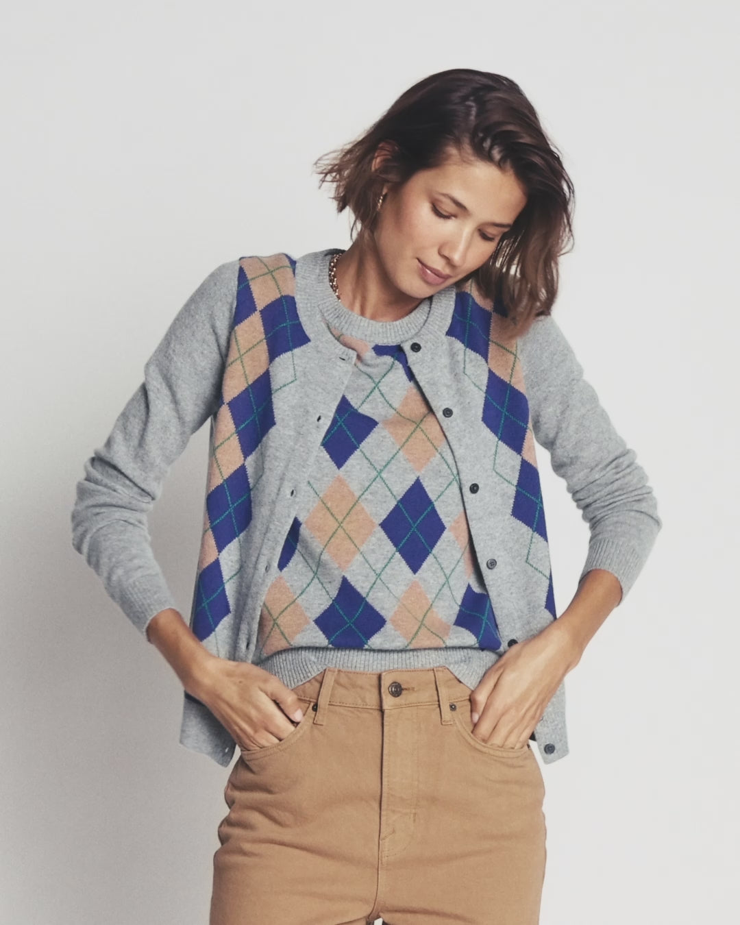 Elsie Kaschmir-Strickjacke mit Rundhalsausschnitt