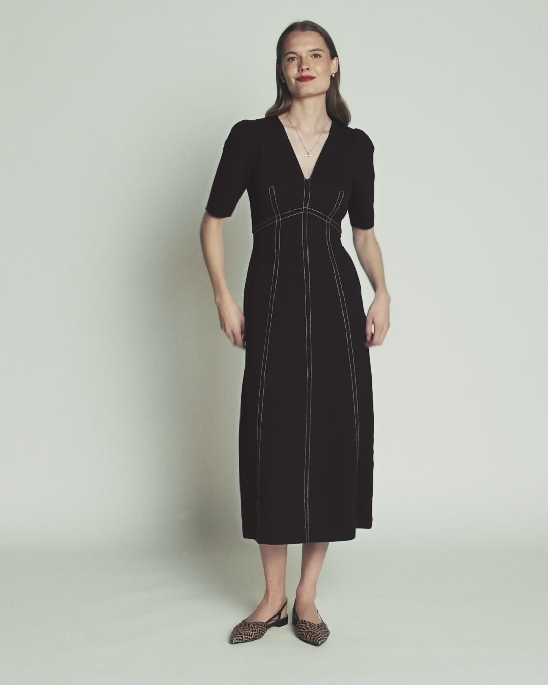 Ponte-Midikleid mit Puffärmeln